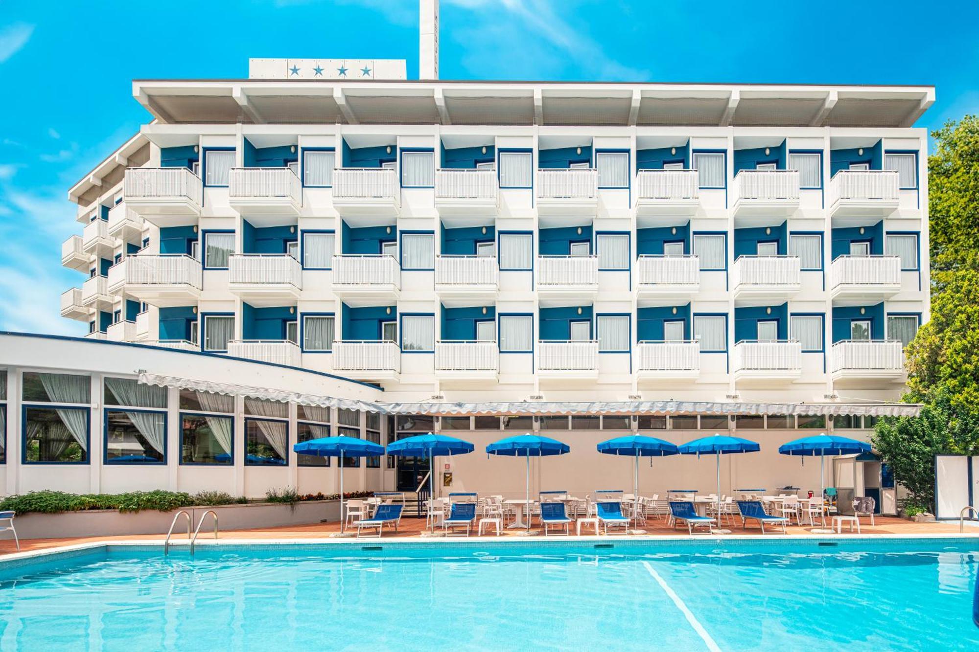 Hotel Medusa Splendid Lignano Sabbiadoro Ngoại thất bức ảnh