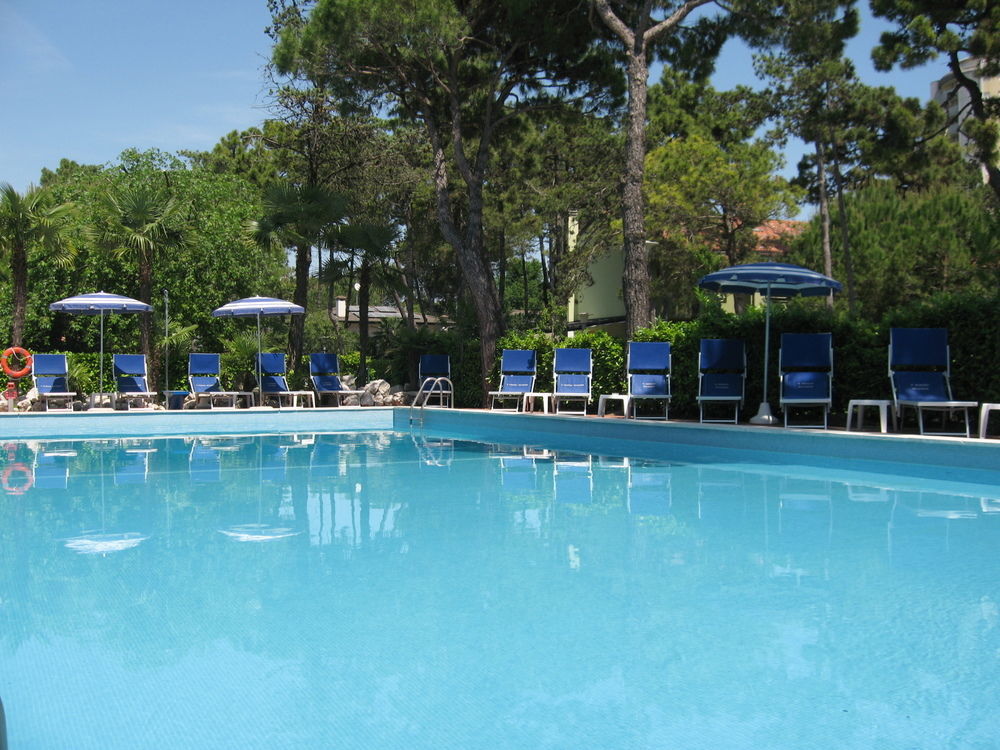 Hotel Medusa Splendid Lignano Sabbiadoro Ngoại thất bức ảnh